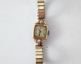 Vintage Elgin Women's Silver Gold Tone Watch