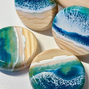 Ocean Resin Coasters Set, Wood Resin Beach Coasters, Epoxy Resin Beach Cheeseboard, Epoxy Cutting Board with Coasters as a Mother&#39;s Day Gift