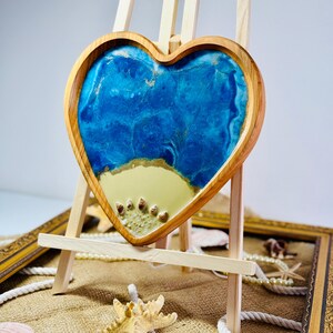 Obstplatte aus Epoxidharz, handgefertigtes Käsebrett als Geschenk für Mama, Servierbrett aus Holz mit Kunstharz, Ocean Wave Epoxidharzplatte