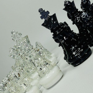 Chess set handmade | Epoxy resin chess pieces | Size of King 7cm (2.75 inches)