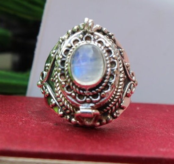 Bague poison pierre de lune hotsell