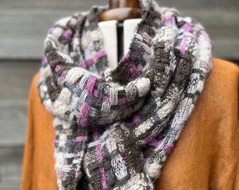 Handwoven luxury lambswool long scarf | brown, grey, lilac, dirty pink and off-white