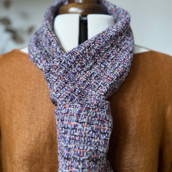 Petite écharpe en laine d'agneau tissée à la main | gris doux, marron, bleu, mauve, rose et anthracite