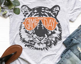 Tigers game day Orange Football mom/ football shirt/ sports mom T-shirt/ football T-shirt on heather ash T-shirt