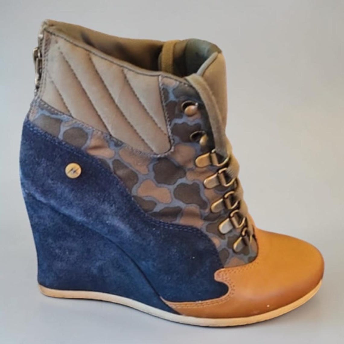The Reebok Alicia Keys Wedge Sneakers, Foto 3 von 5