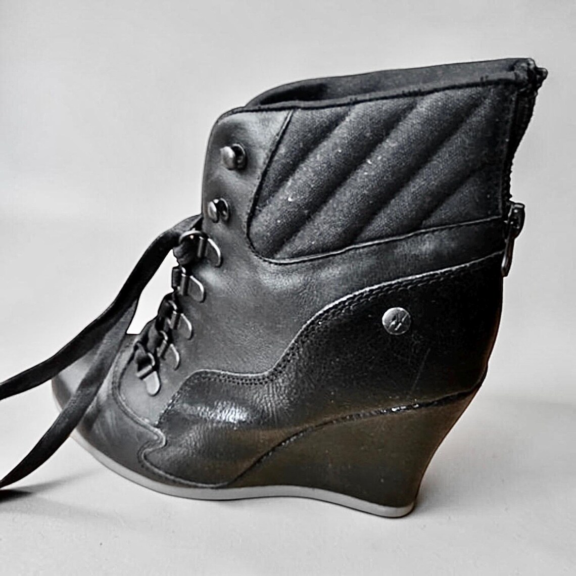 The Reebok Alicia Keys Wedge Sneakers, Foto 3 von 5