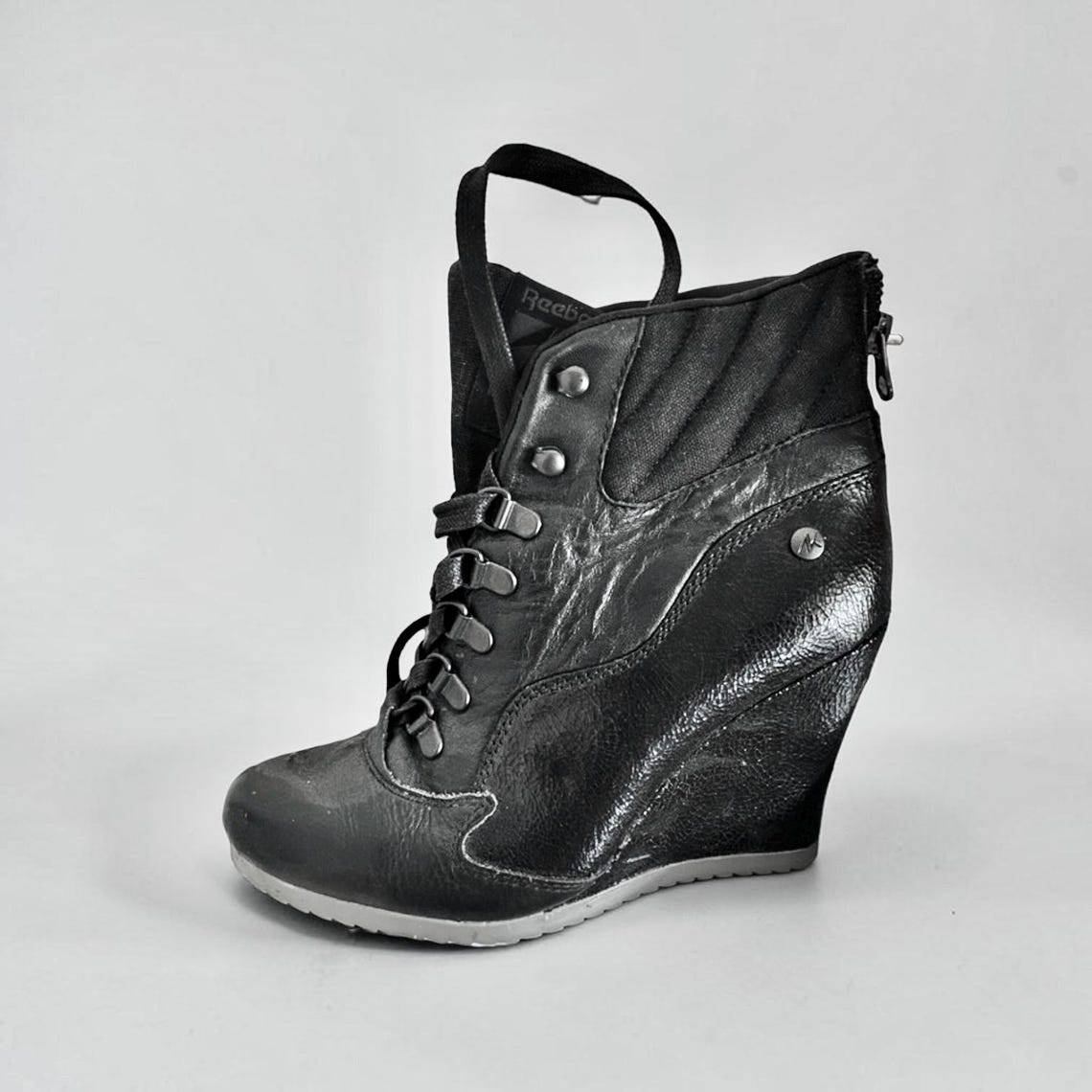 The Reebok Alicia Keys Wedge Sneakers, Foto 1 von 5