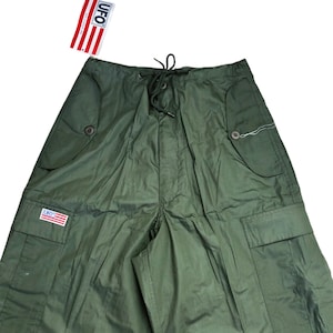 Pantalon cargo parachute UFO olive image 3