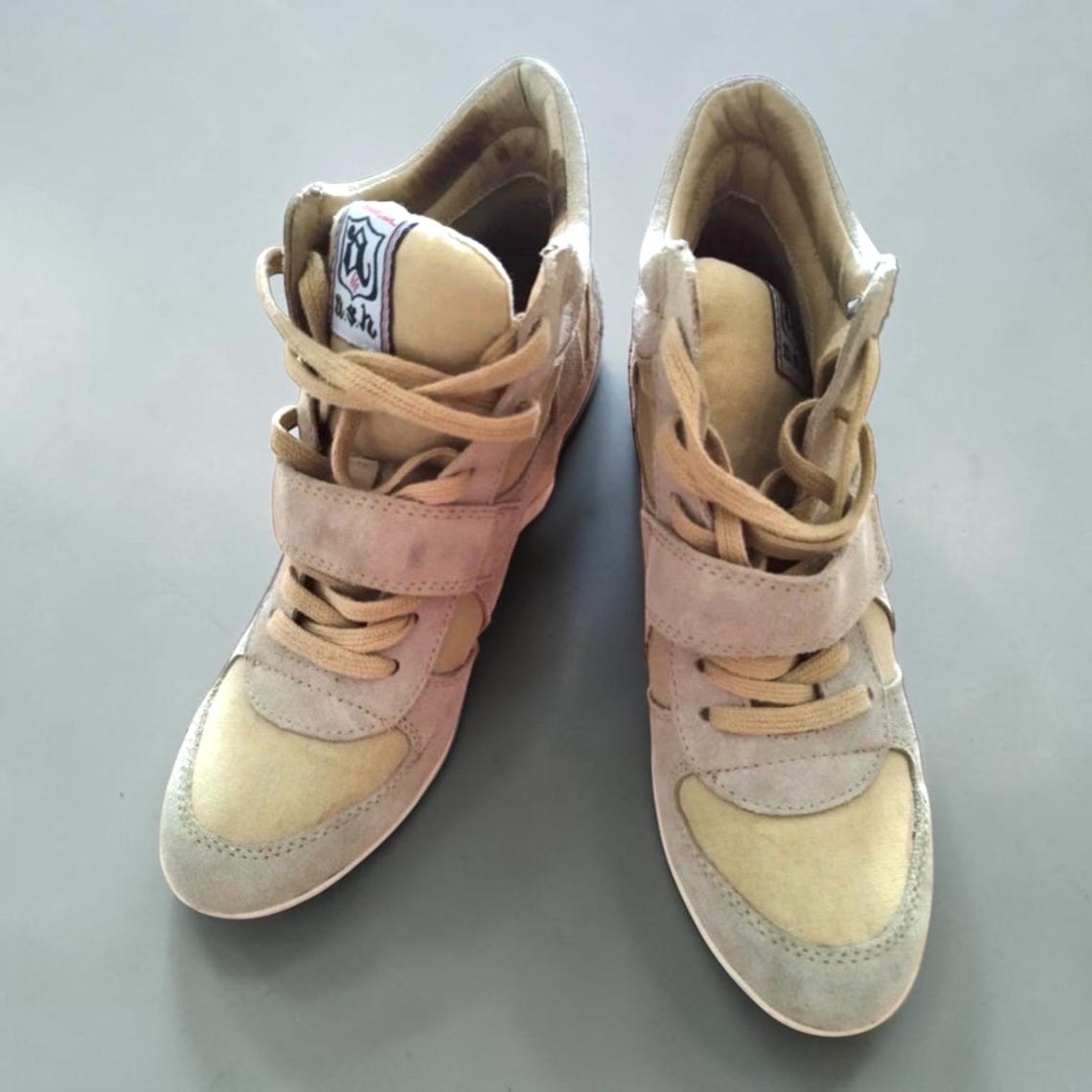 The ASH Wedge Heel Sneakers, foto 3 de 5