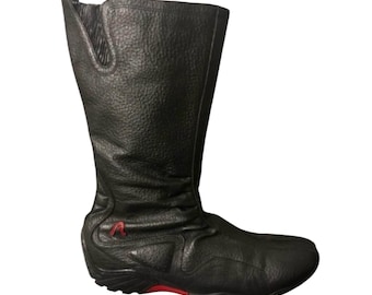 Bottes hautes plates de moto