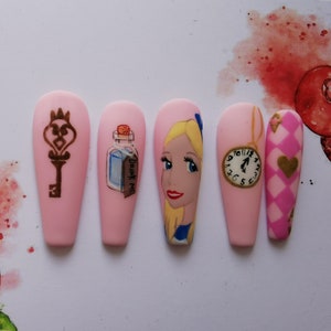Alice Im Wunderland Inspiriert Von Hand Bemalt Falsche Nagel Etsy