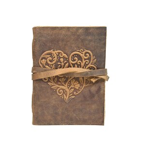 Diario in pelle A5 goffrato, taccuino in pelle A5, taccuino da viaggio, carta anticata con bordo frastagliato, diario personalizzato, regalo per lui/lei