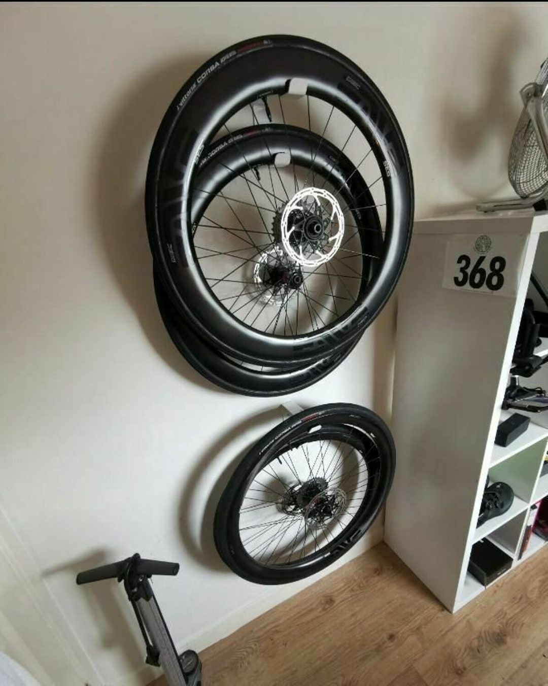 MTB Road Bikebmx Wheelset Wall Mount Carbon Wheels Holder Etsy Norway TRIPLEHOLE