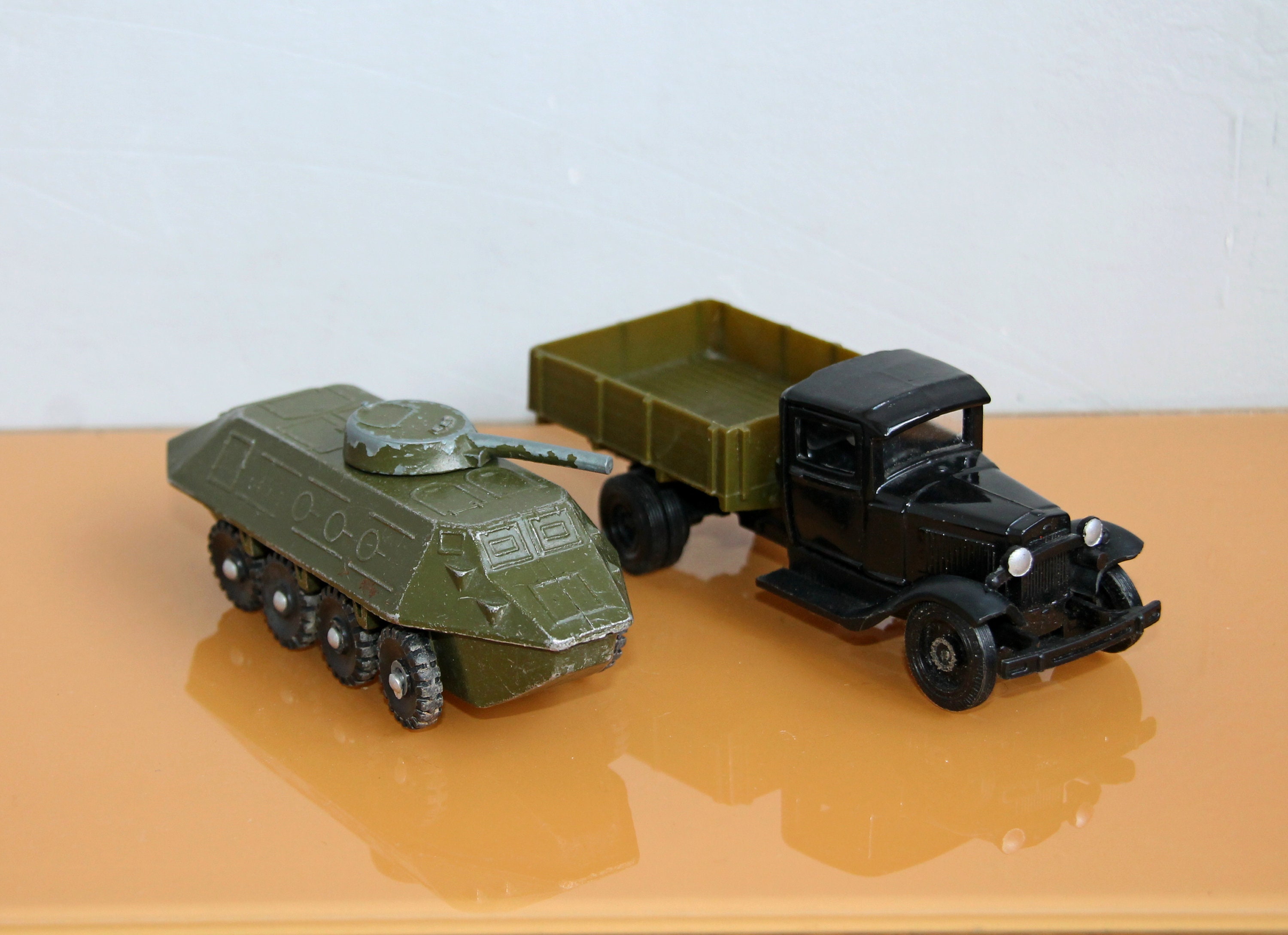 Model Military Trucks