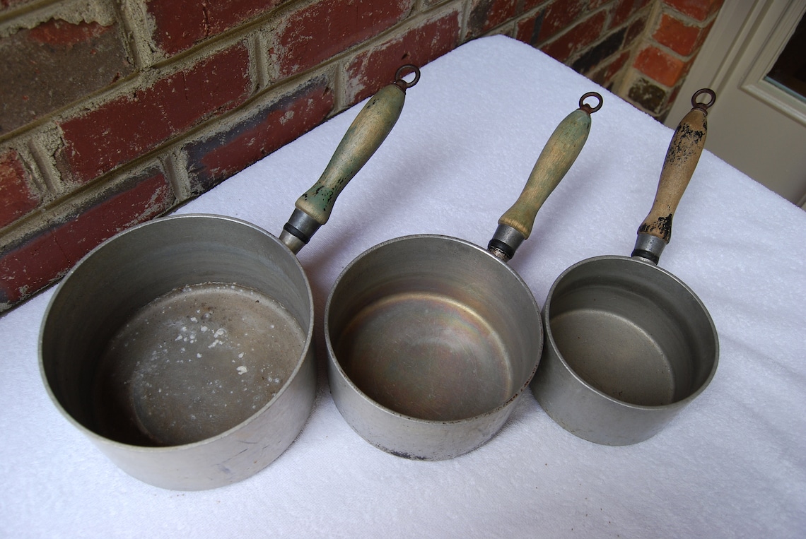 Vintage Wearever Aluminum Pots Set of 3 Farmhouse Decor Etsy