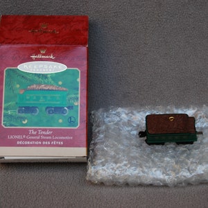 Hallmark Keepsake Ornament, General Steam Locomotive Tender, Lionel Trains, Christmas Tree Ornament, Collectible!