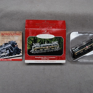 Hallmark Keepsake Ornament, Lionel Train Series, Pennsylvania GG-1 Locomotive, Train, Christmas, Collectible!