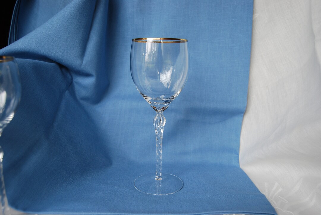 Lenox Monroe Gold Trim Water Goblet Stemware, Water Glass, Drinkware