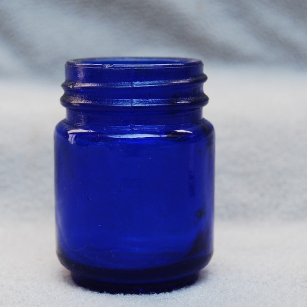 Vicks Vaporub Salve, Cobalt Blue Jar, Vintage Farmhouse Decor!