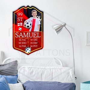Bouclier de football | Décoration de chambre à coucher | Bouclier de football suspendu | Cadeau pour fan de football | carte de football | Fan de football | Cadeau de football personnalisé