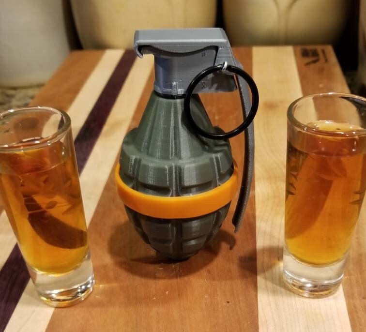 WW2 M2 Pineapple Grenade Flask 3d Printed for Training/cosplay