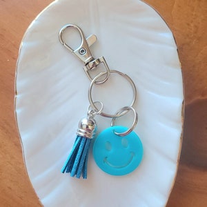 Smiley Face Keychain: Colorful Emoji Charm with Tassel