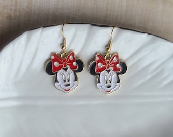 ミニーマウスのイヤリング - ミニーマウスの耳 - ディズニー - ミニー - ミニーマウスのジュエリー - ミニーチャーム - ミニーマウス愛好家 - ミニーギフト