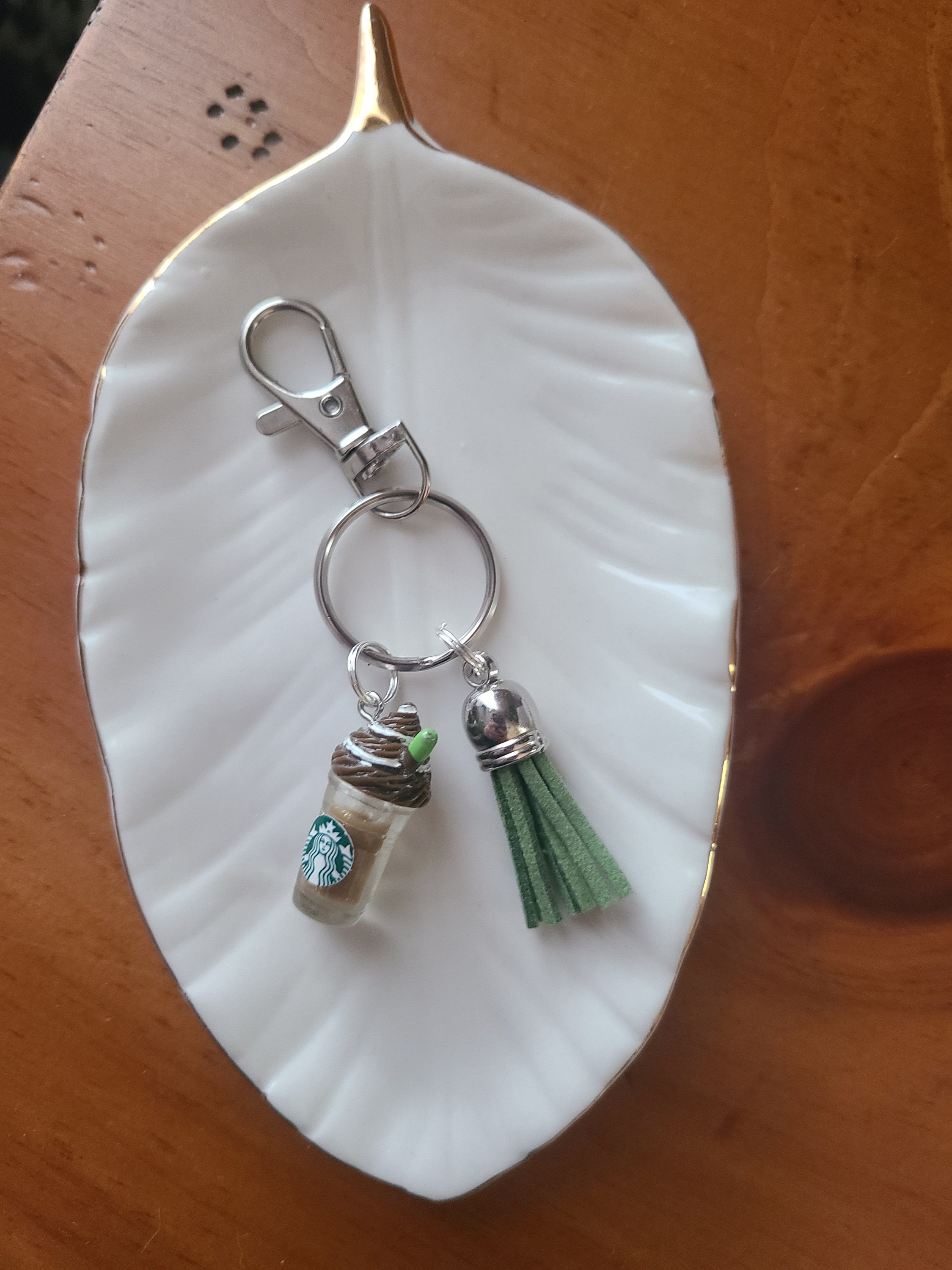 スターバックス コーヒー キーチェーン：タッセル付きフラペチーノ