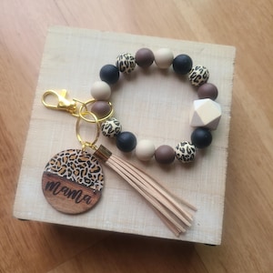 Cheetah Wristlet Keychain - Silicone Beaded Wristlet - Bracelet Keychain - Cheetah Print Wristlet - Animal Mom Wristlet - Tassel Wristlet -