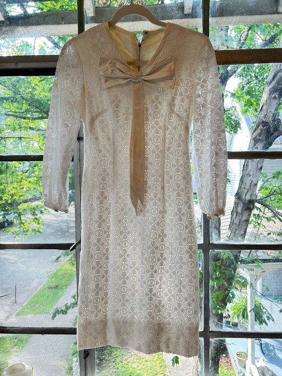 Vintage White Lace Shift Dress