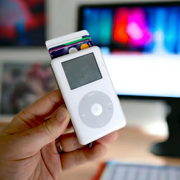 iPod Classic Card Wallet