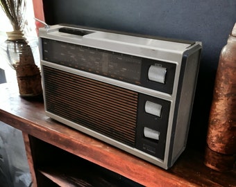 Vintage Sony ICF-7601 12 Band Worldwide Receiver, Sony Streo