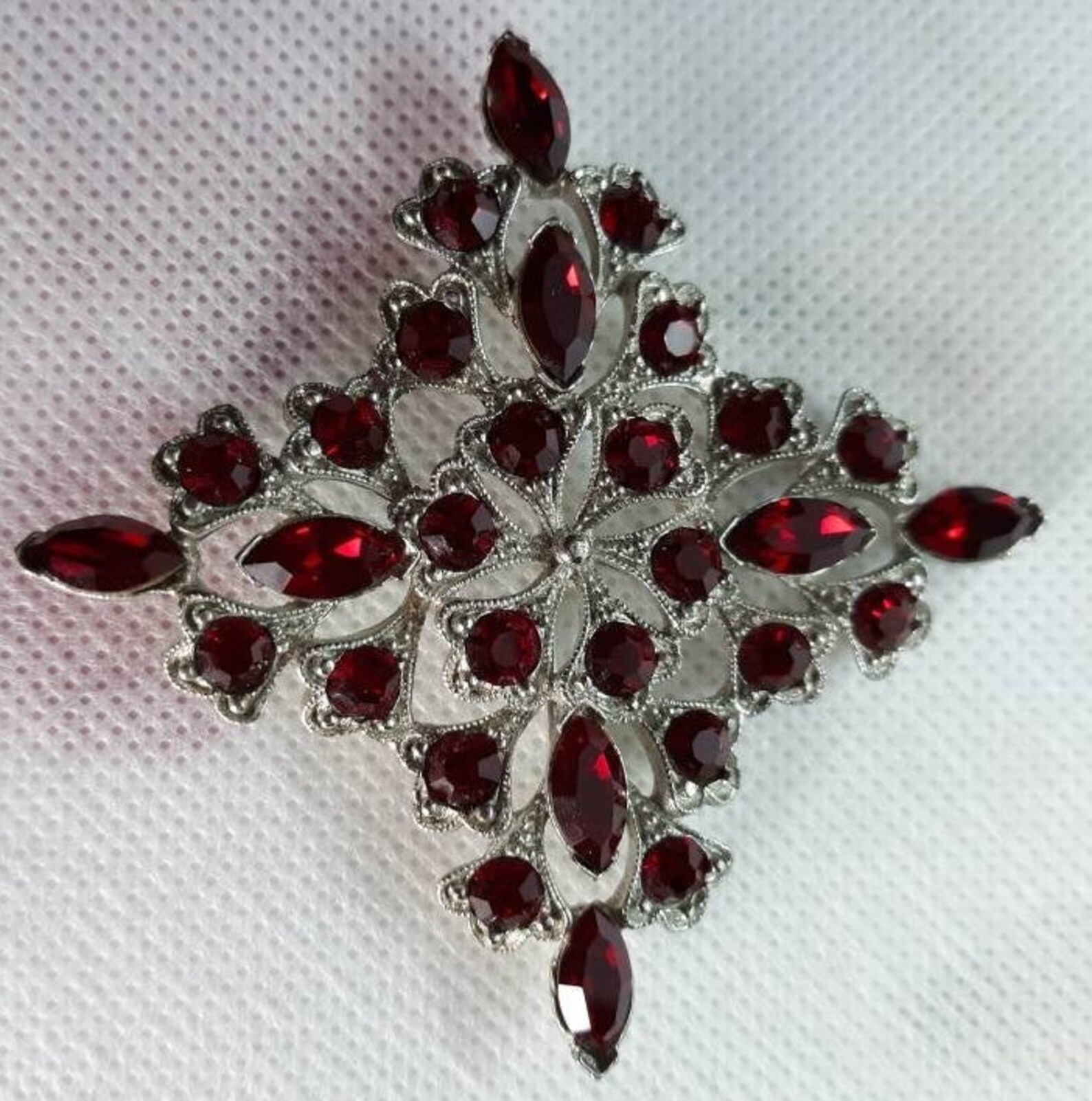 Gorgeous Vintage Large Cherry Red Rhinestone Navette and Round - Etsy