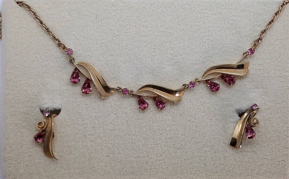 Vintage Amco Jewels Bright Pink Rhinestone Screw … - image 8