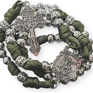 Collier chapelet paracorde vert St.Michael, perles en métal argenté, Crucifix de notre père jésus