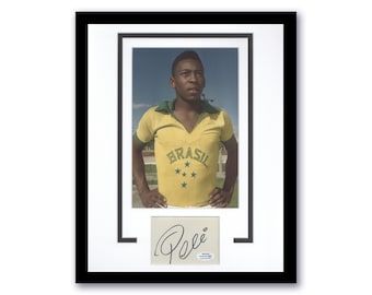 Brazil - Pelé - Hand Signed Photograph