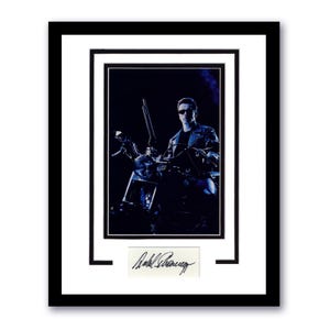 Arnold Schwarzenegger &quot;The Terminator&quot; AUTOGRAPH Signed Framed 11x14 Display