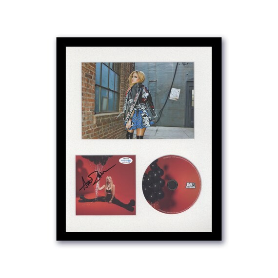 Buy Avril Lavigne 
