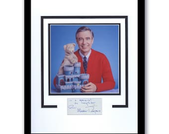 Fred Rogers "Mister Rogers' Neighborhood" AUTOGRAPH Signed Framed 11x14 Display