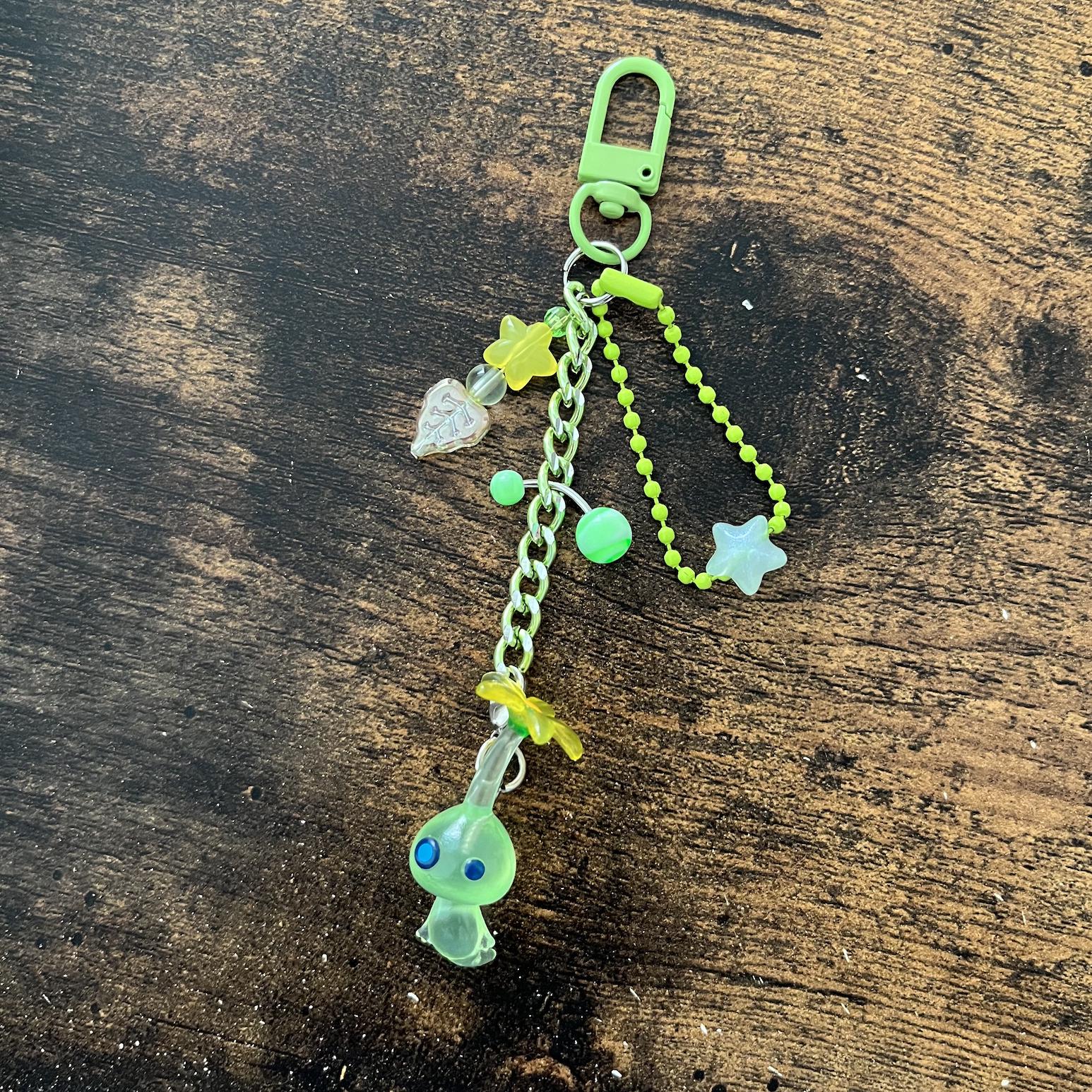 Pikmin Beaded Keychain | Purple, Glow, Yellow | Bandai Nintendo