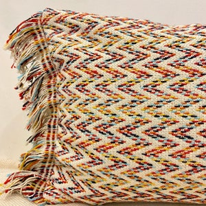 Housse de coussin à franges Boho multicolore Oreillers colorés en zigzag Coussin géométrique lombaire Boho Home Decor Décor dété image 2