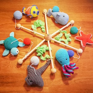 PDF crochet pattern for the XXL - sea animal - mobile in German - whale - starfish - ray - turtle - puffer fish - octopus