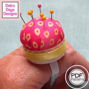 Finger Pincushion PDF SEWING PATTERN, Digital Download, How to Make a Mini Pincushion for Quilting Crafting Sewing, Quick and Easy Tutorial