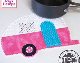 Retro Camper Hot Pad PDF SEWING PATTERN, Digital Download, How to Make a Fabric Vintage Style Camp Trailer Trivet, Quilted Kitchen Tutorial