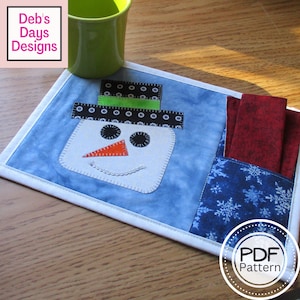 Snowman Mug Rug PDF SEWING PATTERN, Digital Download, How to Make a Quilted Christmas Mini Placemat, Handmade Appliquéd Snack Mat Tutorial