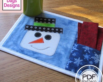 Snowman Mug Rug PDF SEWING PATTERN, Digital Download, How to Make a Quilted Christmas Mini Placemat, Handmade Appliquéd Snack Mat Tutorial