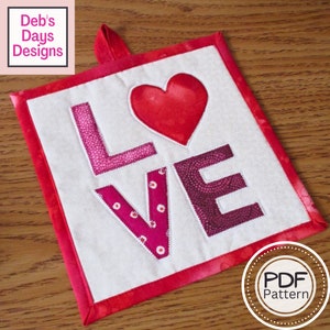 Valentine&#39;s Day Potholder PDF SEWING PATTERN, Digital Download, How to Make a Handmade Fabric Hot Pad, Quilted Heart Kitchen Trivet Tutorial