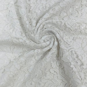 Tecido de renda floral branca | Renda para casamento com borda ondulada
