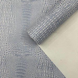 Silver Crocodile Marine Vinyl Fabric: Waterproof, Anti-Fungal Upholstery