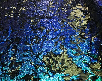 Iridescent Green/Black Sequin on Black Stretch Velvet, Reversible Sequins all Over 5mm Flip Sequins 2-way Stretch 60” (Choose The Quantity)